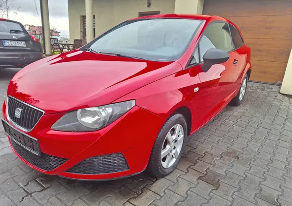 samochody osobowe Seat Ibiza cena 11999 przebieg: 185000, rok produkcji 2009 z Leszno